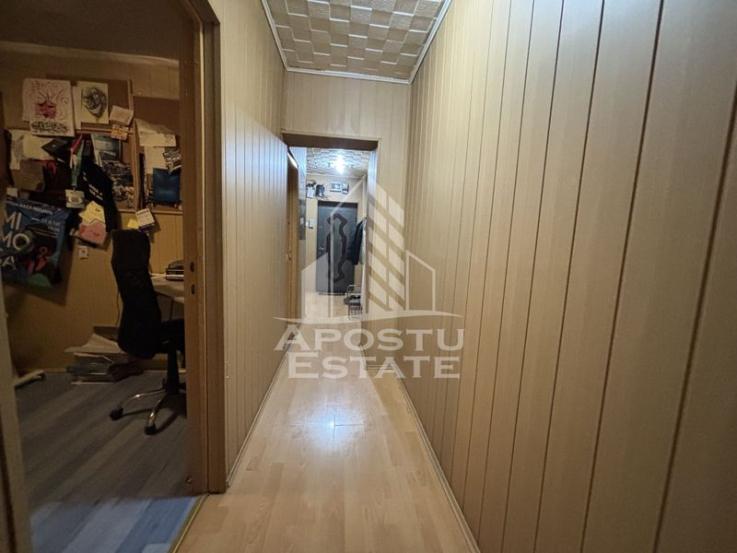 Apartament cu 3 camere in zona Sagului