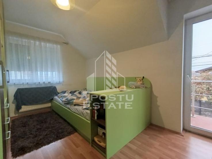 Casa P+1, 5 camere, centrala proprie, curte proprie, terasa, Mehala