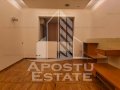 Apartament decomandat cu 3 camere, centrala proprie, parter, Lipovei