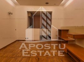 Apartament decomandat cu 3 camere, centrala proprie, parter, Lipovei