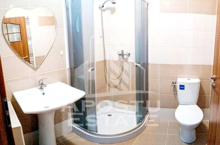 Apartament cu 3 camere 86mp,zona Romanilor