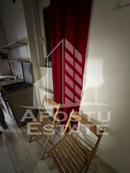 Apartament cu 2 camere in zona Balcescu, centrala termica