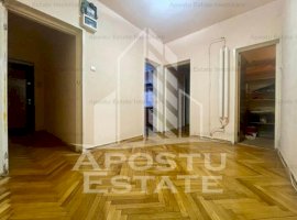 Apartament 3 camere, decomandat, 108 mp, Ultracentral