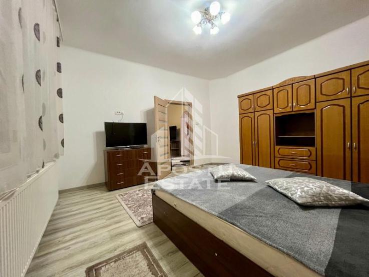 Apartament 2 camere,la casa,curte comuna,zona Dambovita