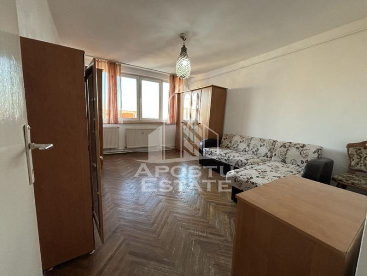 Apartament cu 3 camere in zona Sagului, centrala termica