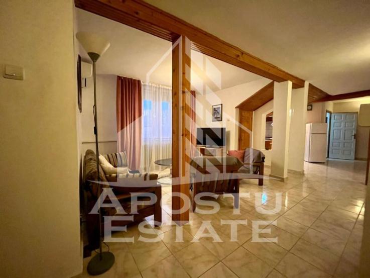 Apartament 2 camere,centrala proprie,decomandat,zona Modern