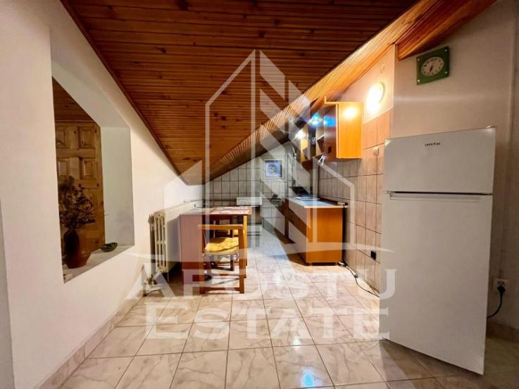 Apartament 2 camere,centrala proprie,decomandat,zona Modern