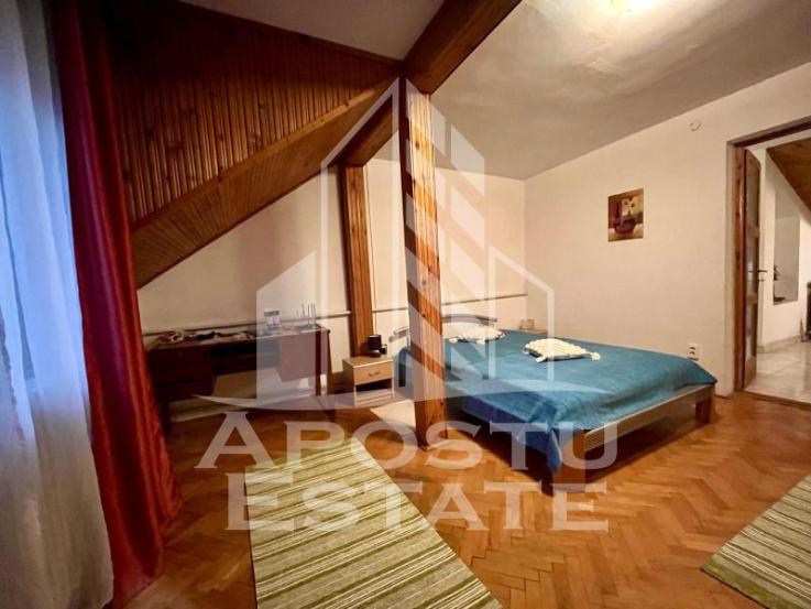 Apartament 2 camere,centrala proprie,decomandat,zona Modern