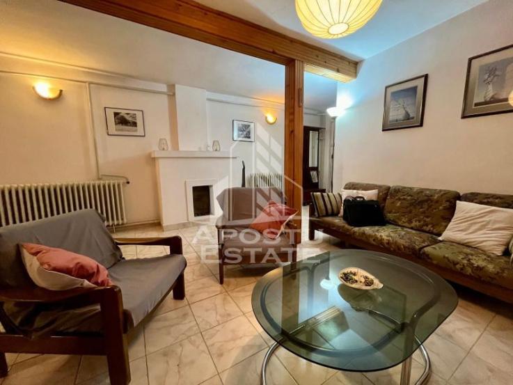 Apartament 2 camere,centrala proprie,decomandat,zona Modern