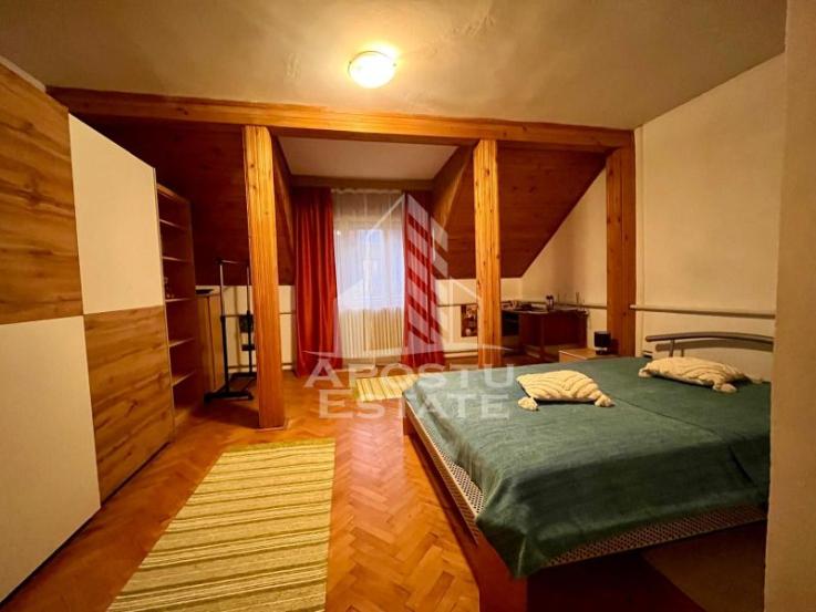 Apartament 2 camere,centrala proprie,decomandat,zona Modern