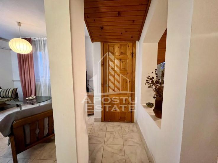 Apartament 2 camere,centrala proprie,decomandat,zona Modern