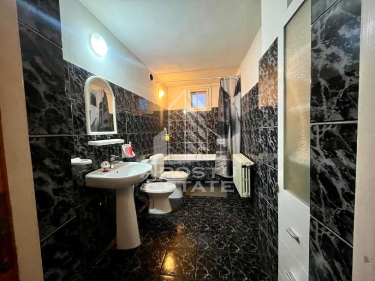 Apartament 2 camere,centrala proprie,decomandat,zona Modern