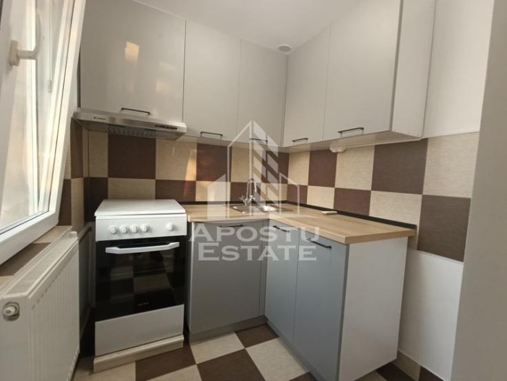 Apartament 2 camere, renovat complet, bloc anvelopat, zona C. Sagului.