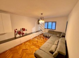 Apartament cu 3 camere, 2 bai, in zona Soarelui