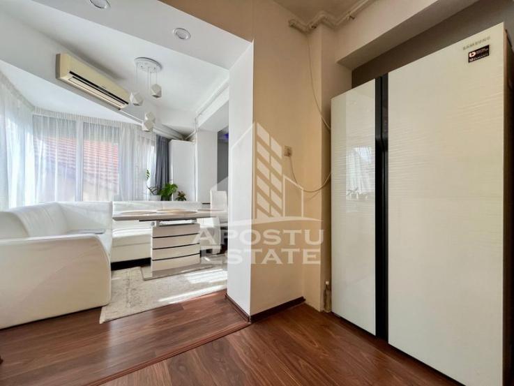 Apartament cu 5 camere pe doua nivele, zona Modern