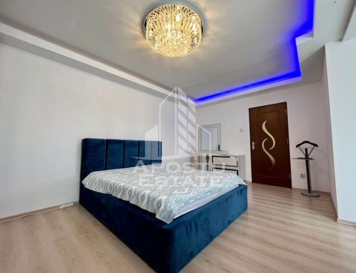 Apartament cu 5 camere pe doua nivele, zona Modern