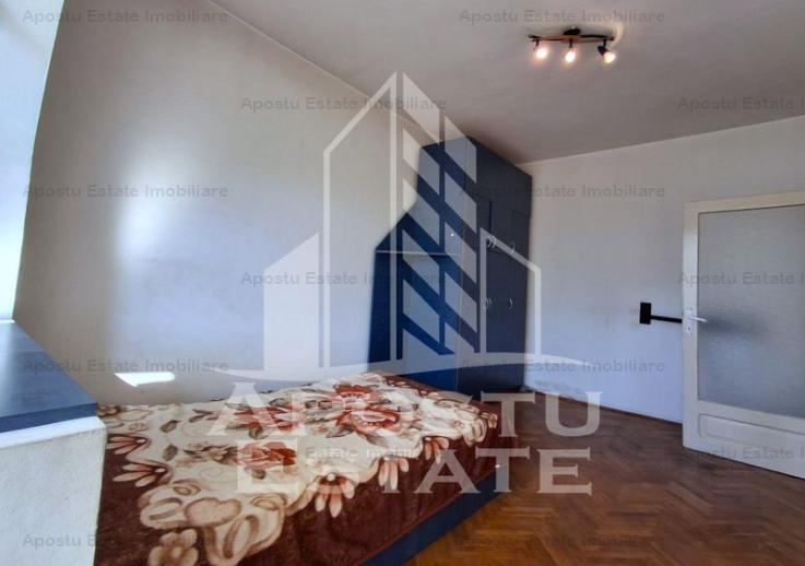 Apartament decomandat, 3 Camere, Etajul 3