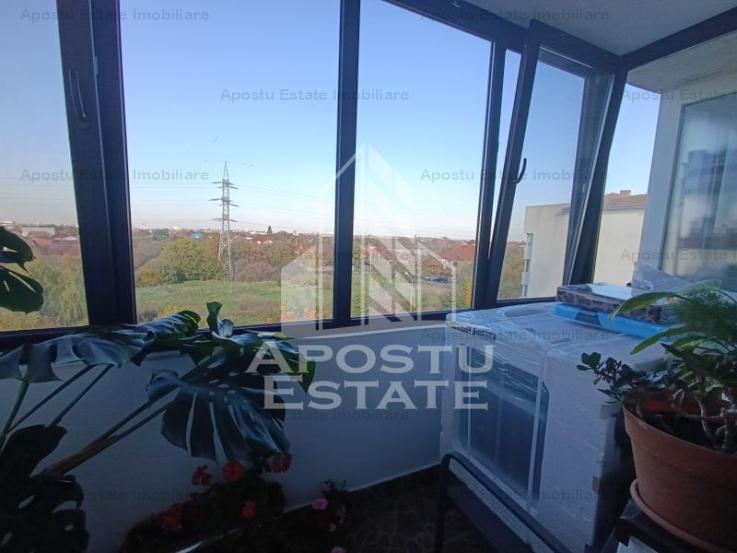 Apartament 4 camere, decomandat, 3 dormitoare, 2 bai, zona Fratelia.