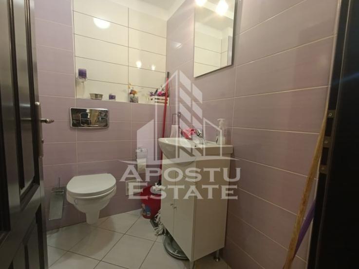 Apartament 3 camere, bloc nou anvelopat, 2 bai, zona Ronat / Mehala