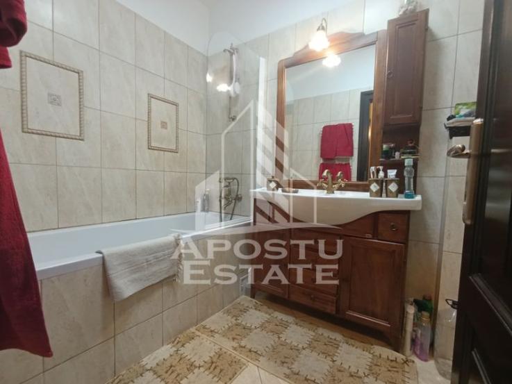 Apartament 3 camere, bloc nou anvelopat, 2 bai, zona Ronat / Mehala