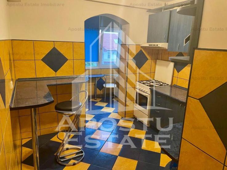 Apartament cu 3 camere,decomandat, centrala proprie, zona Dorobantilor