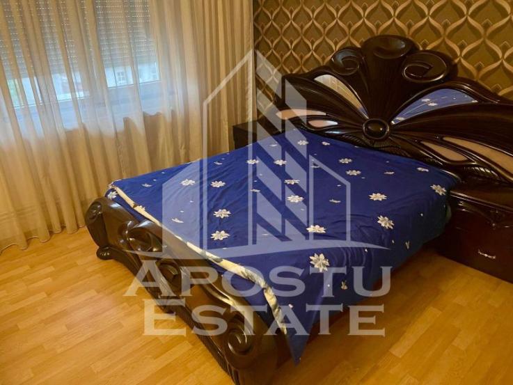 Apartament cu 3 camere,decomandat, centrala proprie, zona Dorobantilor