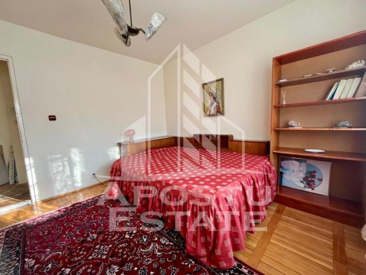 Apartament 3 camere,decomandat,Pet Friendly,zona Aradului