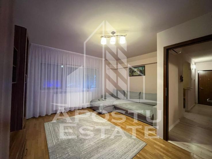 Apartament 3 camere, centrala proprie, 2 bai, situat in zona Steaua.