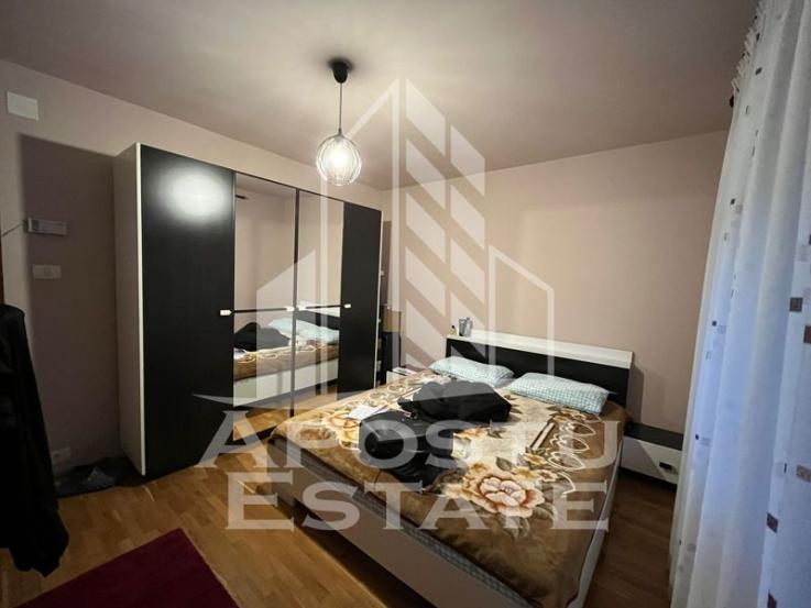 Apartament 3 camere, centrala proprie, 2 bai, situat in zona Steaua.