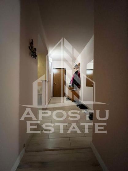 Apartament 3 camere, centrala proprie, 2 bai, situat in zona Steaua.