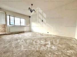 Apartament 2 camere, decomandat, zona Soarelui