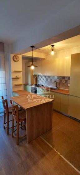 Apartament 2 camere, centrala proprie, loc de parcare, zona Aradului