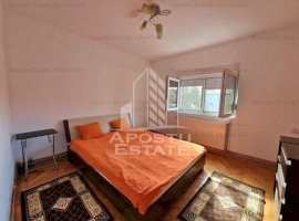 Apartament cu 2 camere, decomandat, centrala proprie, zona Lipovei