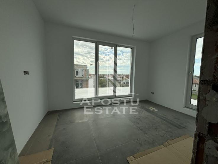 Apartament tip penthouse cu 2 camere, in Ciarda Rosie, terasa de 50 mp