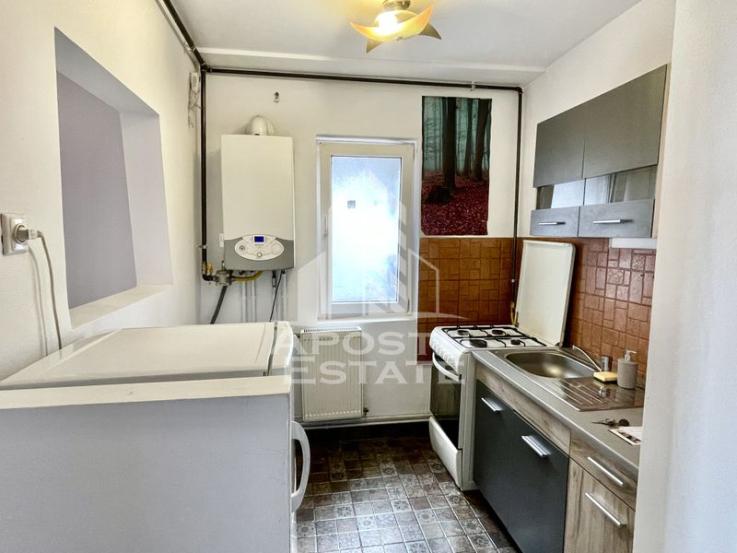 Apartament 3 camere decomandat centrala Calea Sagului