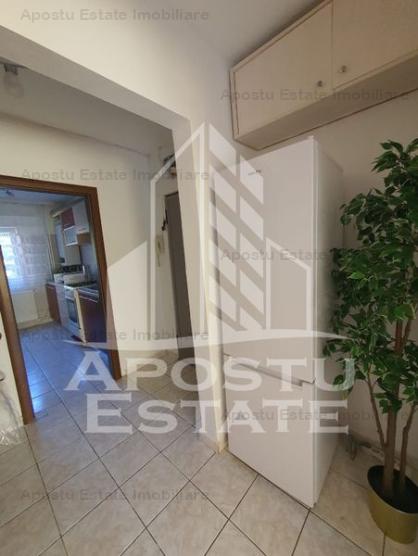 Apartament cu 3 camere in zona Girocului, centrala termica