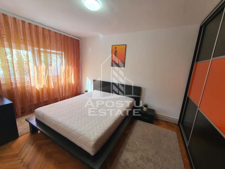 Apartament cu 3 camere in zona Girocului, centrala termica