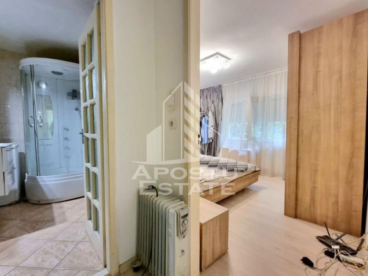 Apartament decomandat cu 2 camere, zona Bucovina