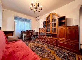 Apartament cu 3 camere, centrala proprie, cu debara, zona Sagului