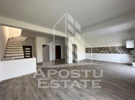 Duplex cu etaj si  5 camere in Mosnita Noua, aproape de asfalt