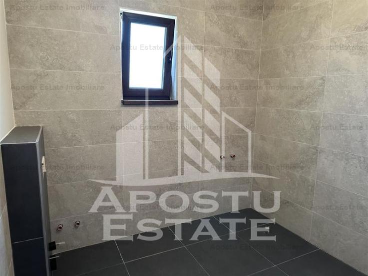 Duplex cu etaj si  5 camere in Mosnita Noua, aproape de asfalt