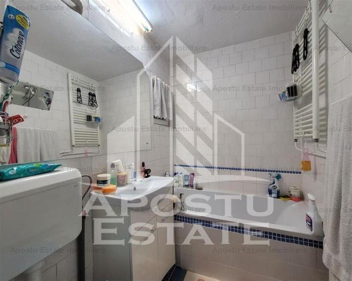 Apartament cu 3 camere, decomandat, centrala proprie,Circumvalatiunii