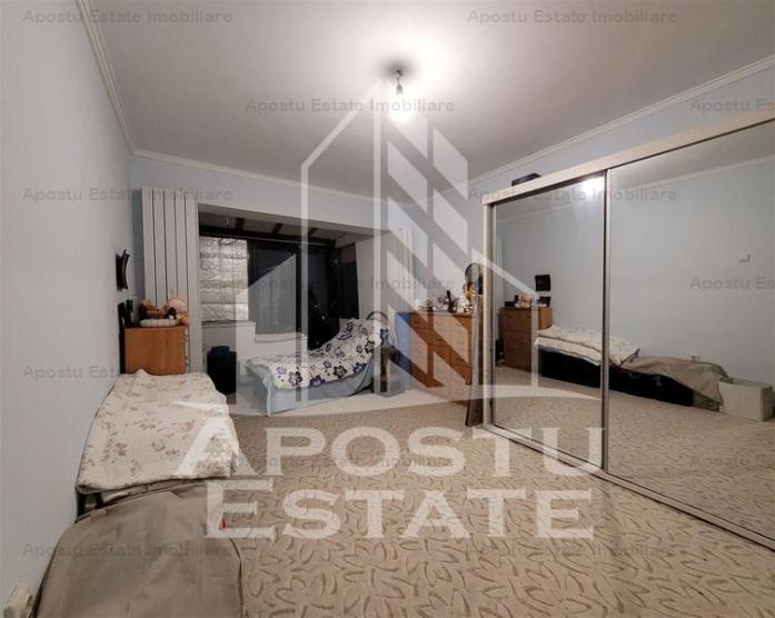 Apartament cu 3 camere, decomandat, centrala proprie,Circumvalatiunii