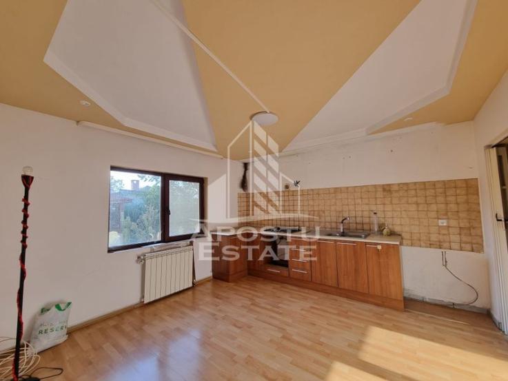 Duplex spatios, regim P+1, cu garaj Ronat