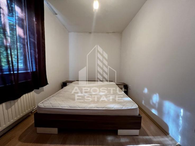 Apartament o camera, 32mp, centrala proprie, Complexul Studentesc