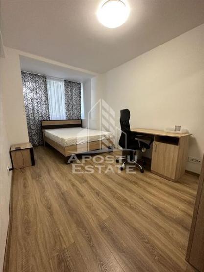 Apartament decomandat, 3 camere, zona Medicinei