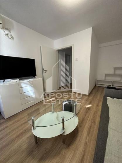 Apartament decomandat, 3 camere, zona Medicinei