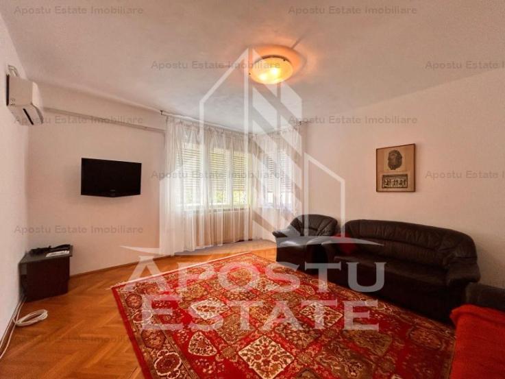 Apartament etajul 1, confort 1 cu terasa si garaj in zona Medicinei.