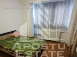 Apartament ultracentral cu 2 camere semidecomandat