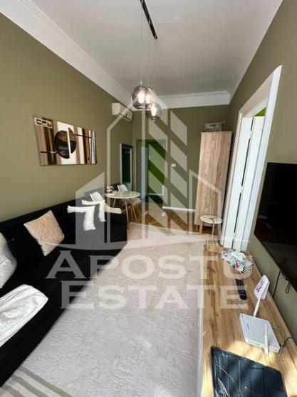 Apartament cu 2 camere, in Piata Victoriei